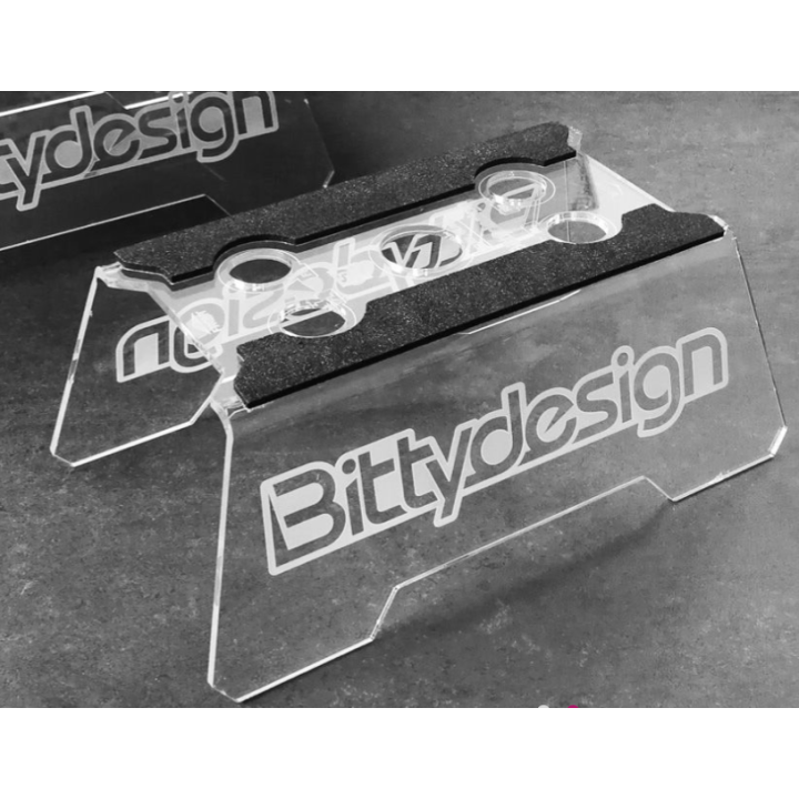 BDCSTD-1518 Bittydesign Plexiglass Car Stand 1/8 Off-Road