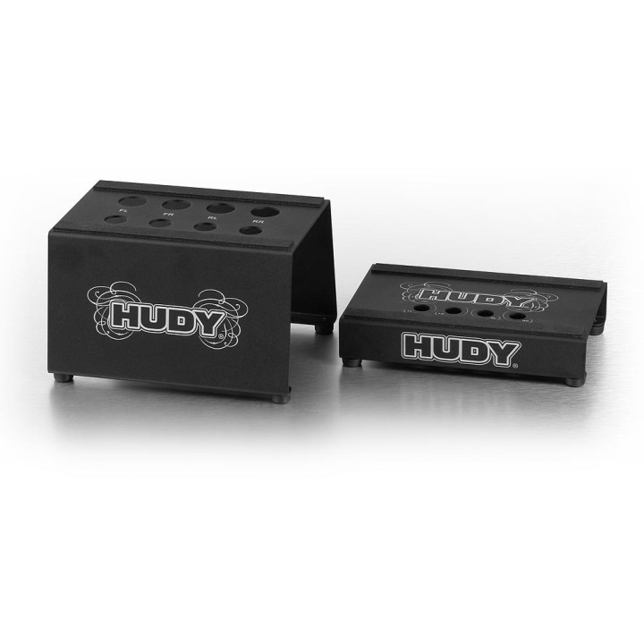 108150 Hudy Touring Car Stand - V3